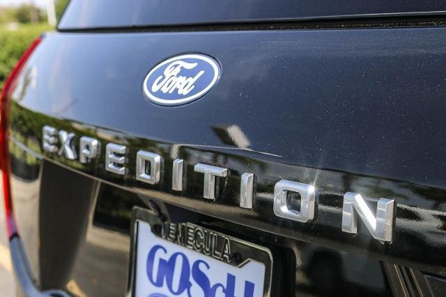 New 2027 Agate Black Metallic Ford MAX Platinum image 45