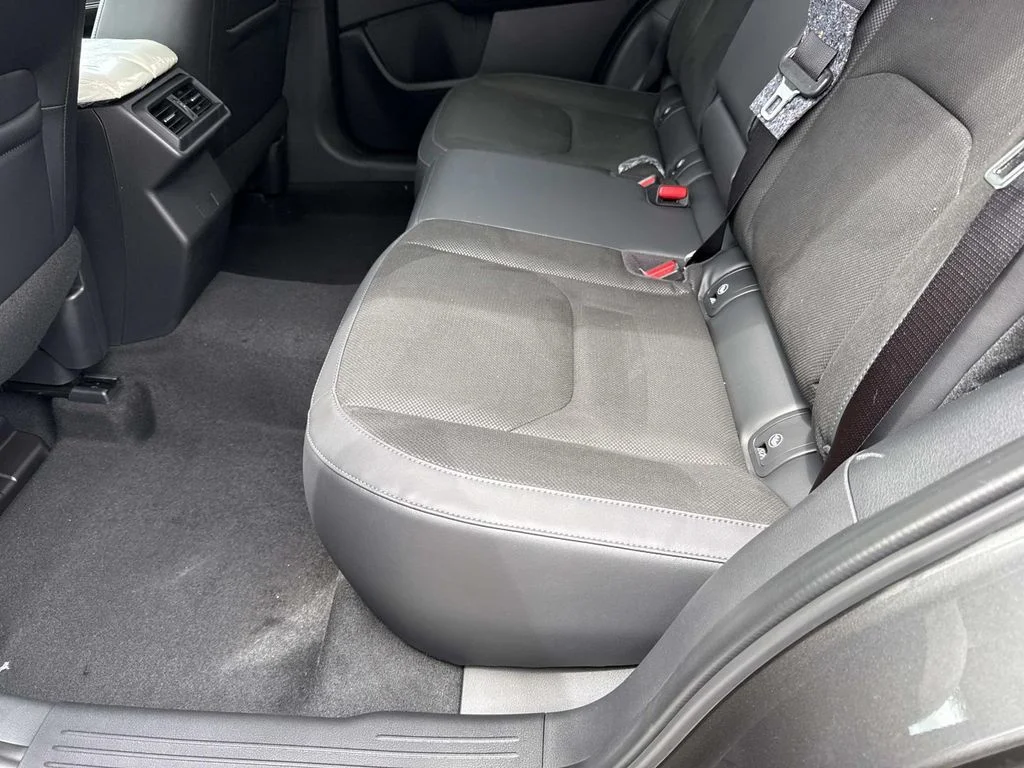 New 2026 Machine Gray Metallic Mazda 2.5 S Select AWD image 18
