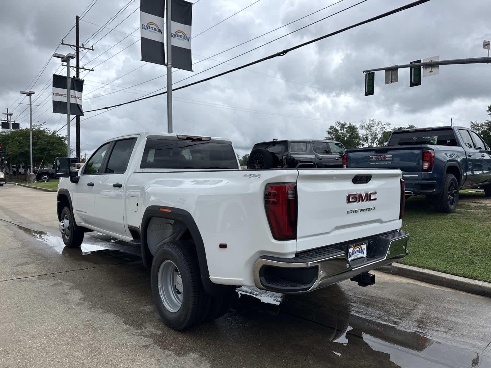 New 2026 Summit White GMC Pro DRW image 5