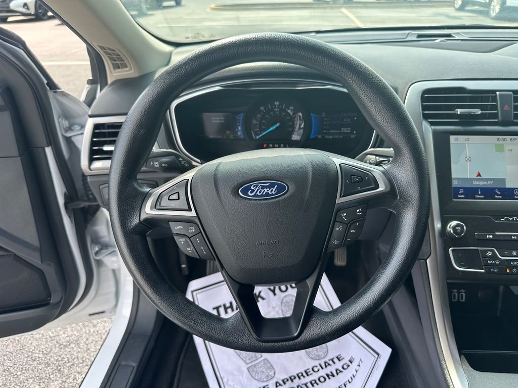 Used 2020 White Ford SE image 17