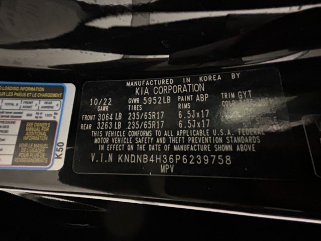 Used 2023 Black Kia LX Seat Package image 20
