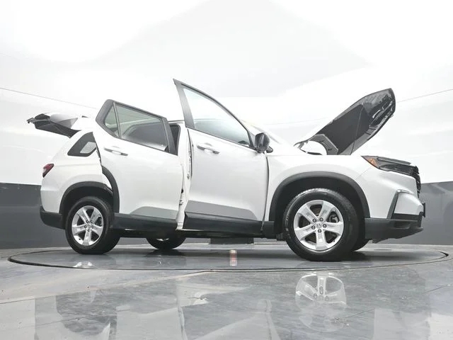 Used 2023  Honda LX image 31