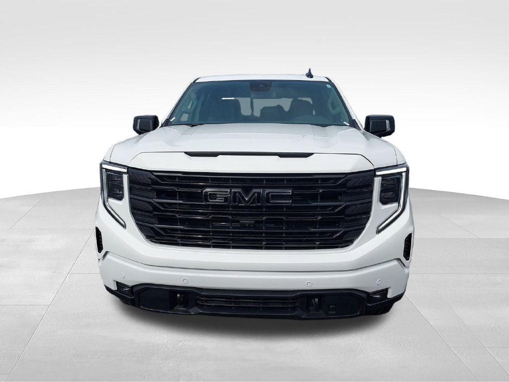 New 2026 Summit White GMC Elevation image 8