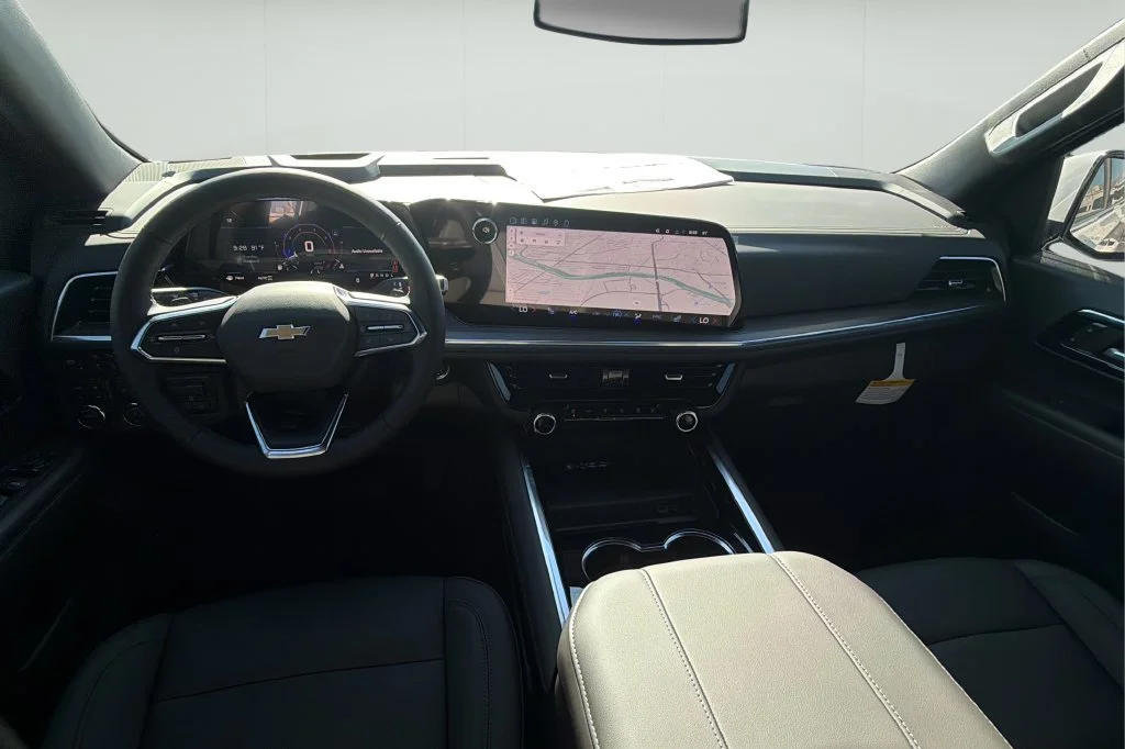 New 2026 Summit White Chevrolet LT image 20