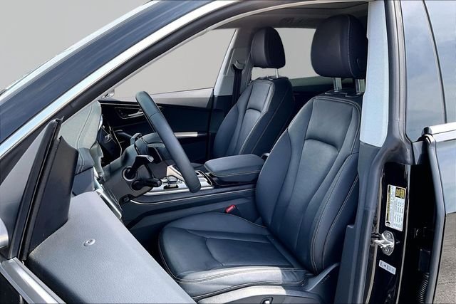 Used 2023 Black Audi 55 Premium image 27