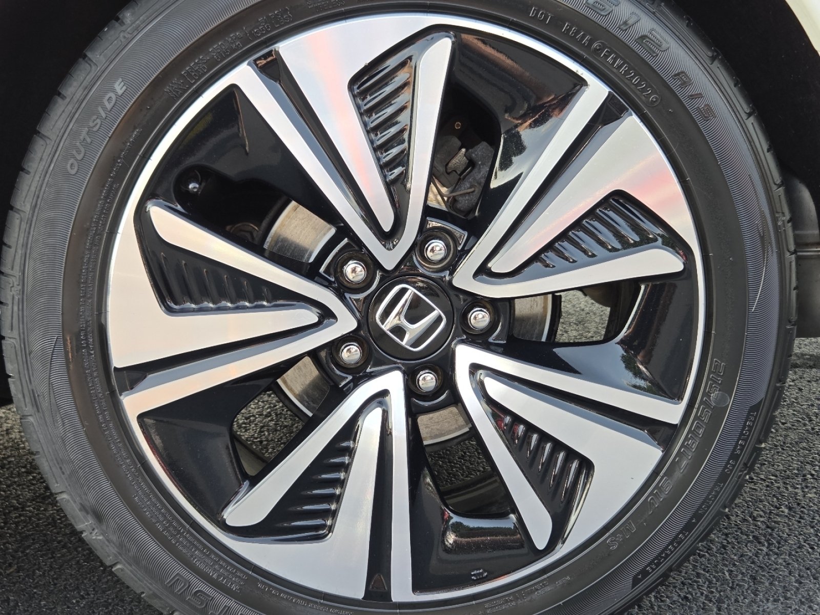 2017 Honda Civic EX-L - Photo 15