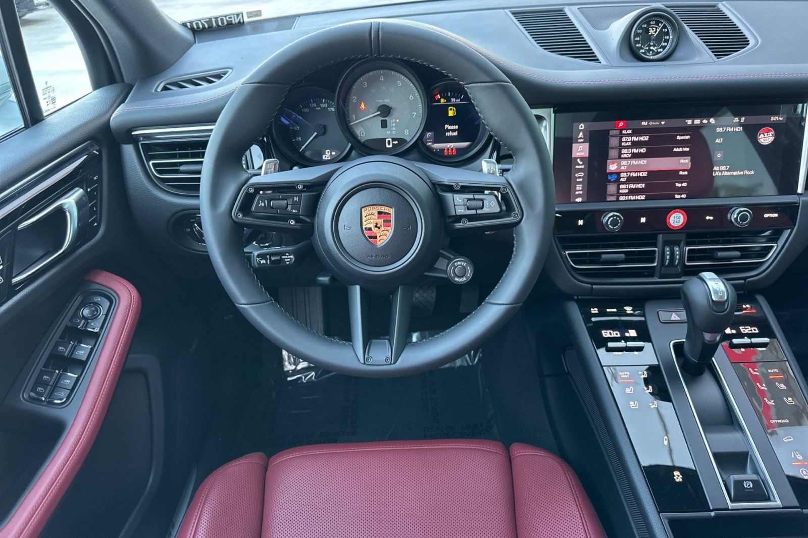 2026 Porsche Macan S - Photo 14