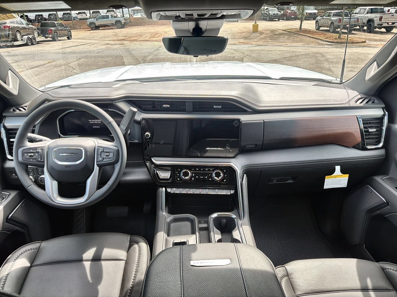 2026 GMC Sierra 2500HD Denali - Photo 17