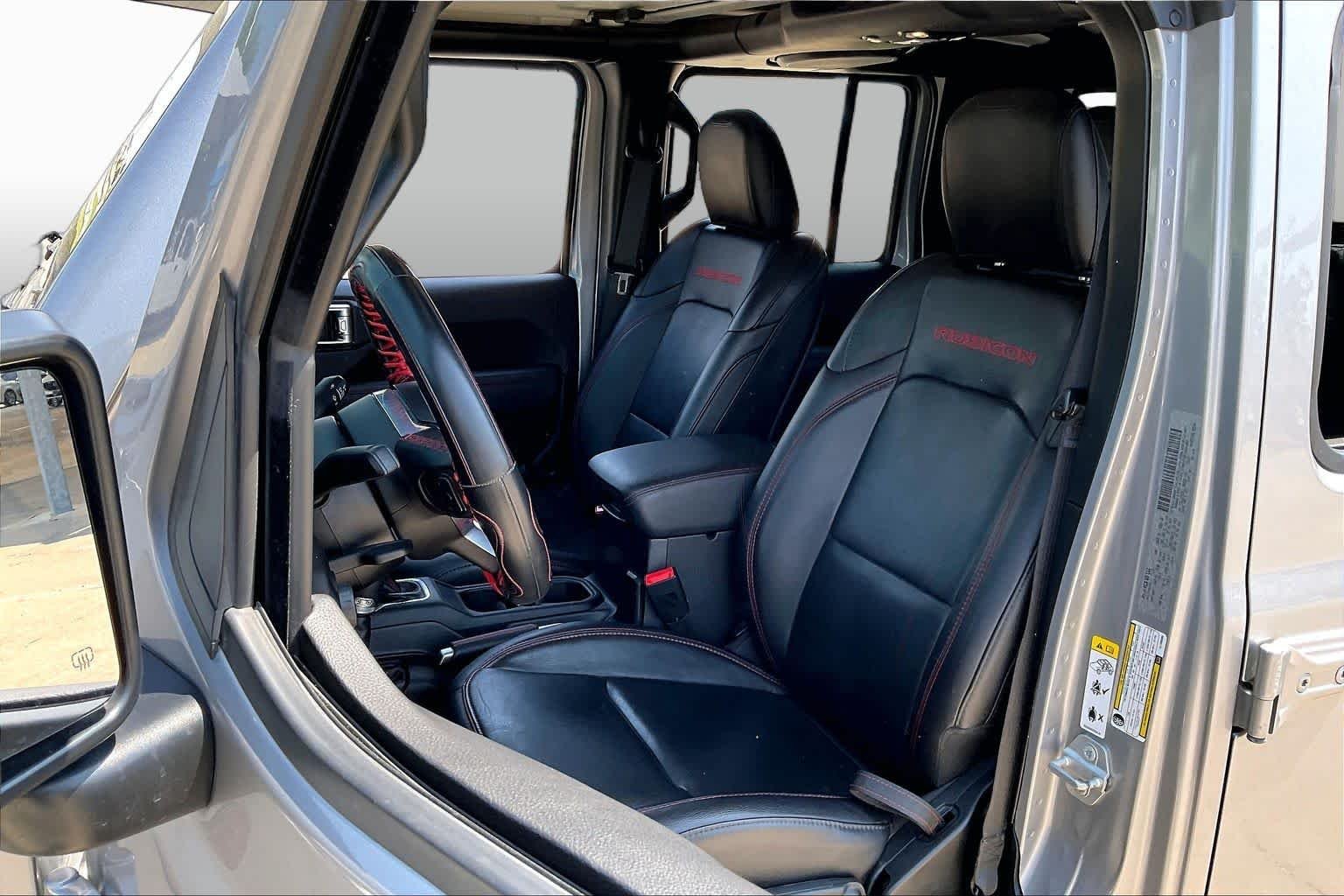 Used 2020 Billet Silver Metallic Clearcoat Jeep Rubicon image 8