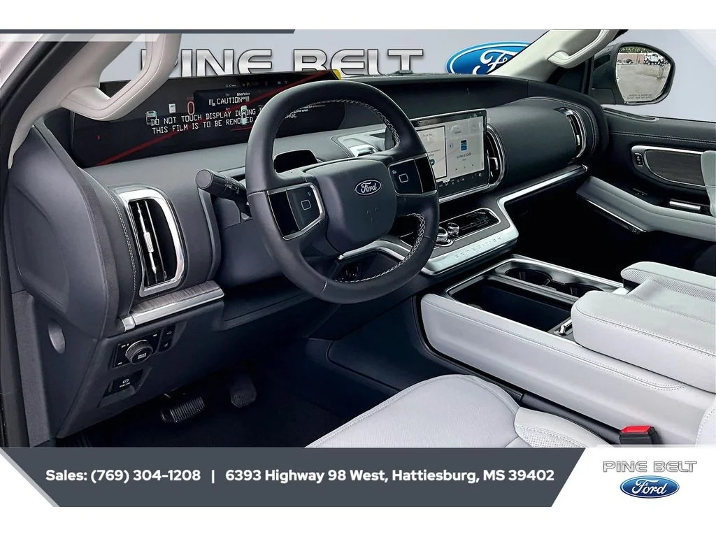 New 2026 Star White Metallic Tri-Coat Ford MAX Platinum® image 12