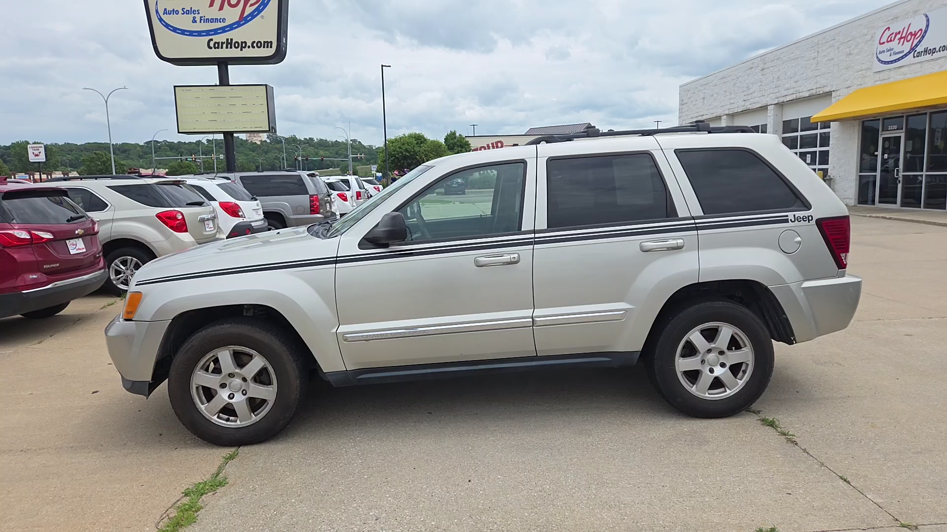 2010 Jeep Grand Cherokee Laredo - Photo 8