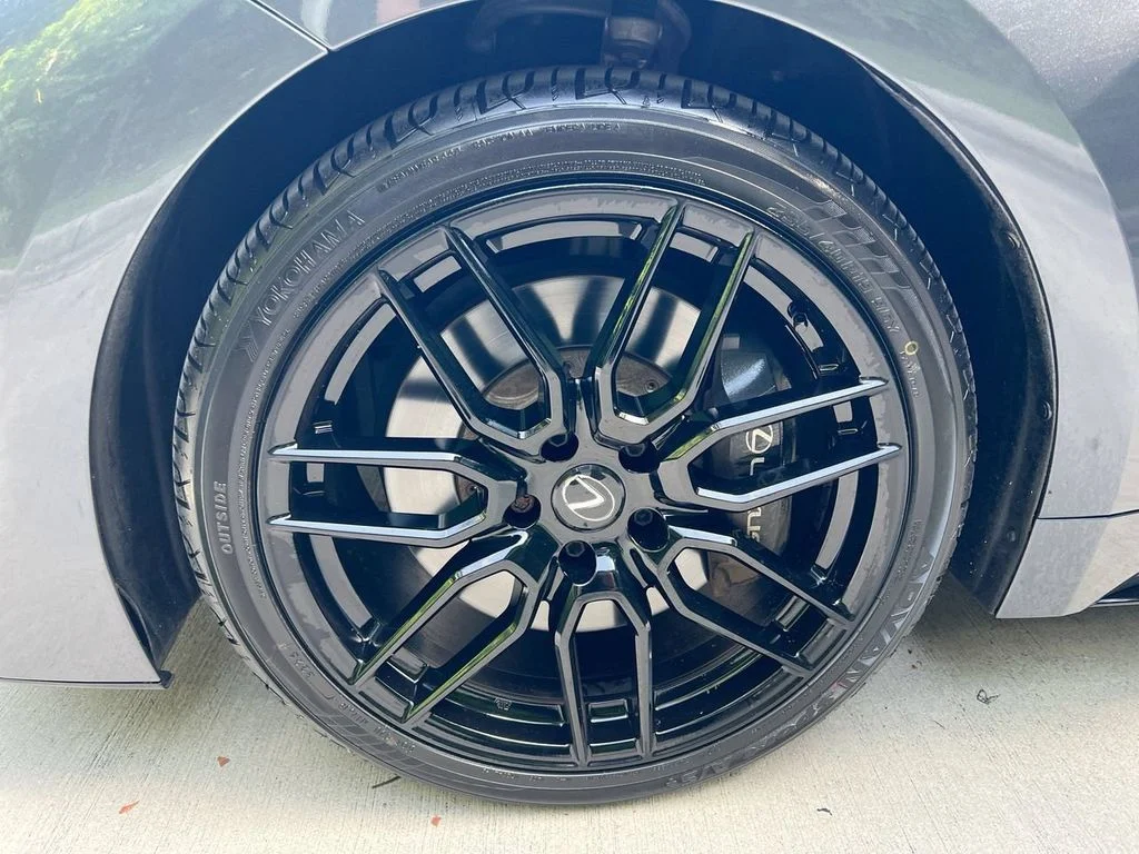 Certified Used 2023 CLOUDBURST GRAY Lexus 500 F SPORT Performance Premium image 9