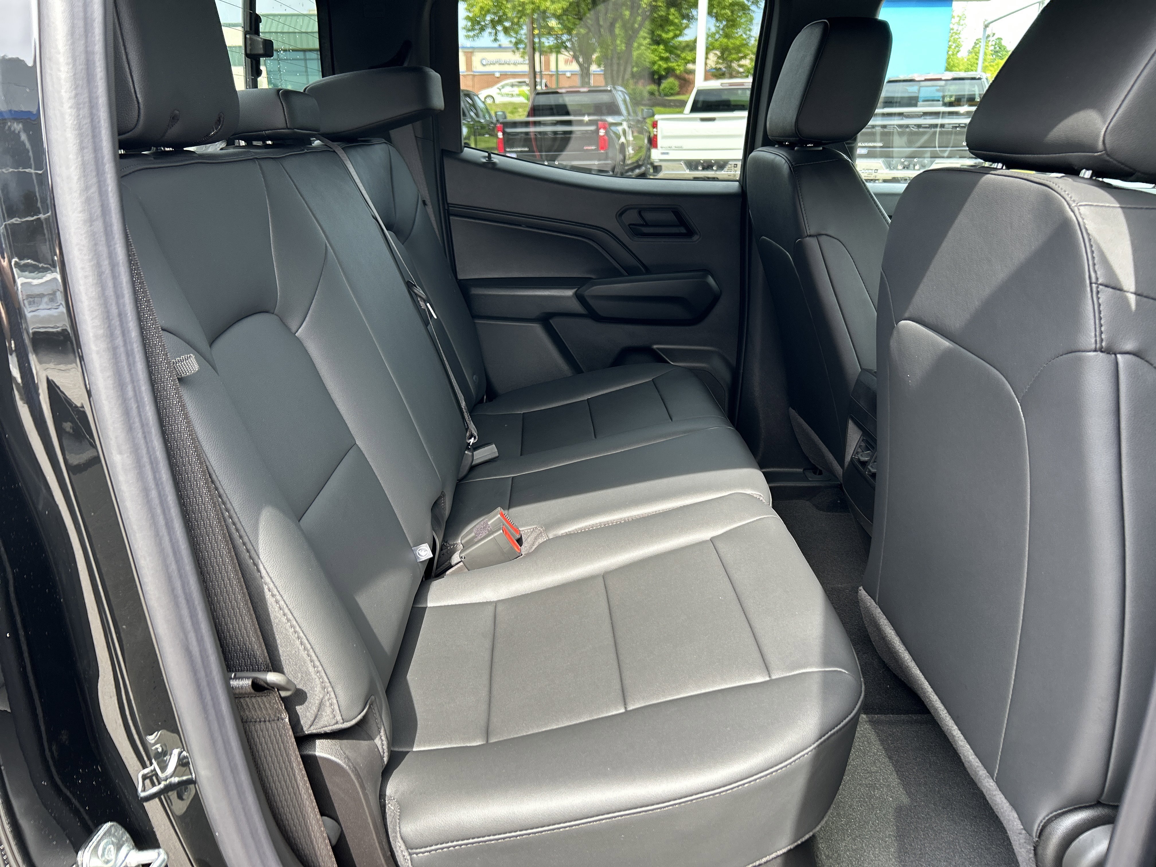 2026 Chevrolet Colorado Trail Boss - Photo 12