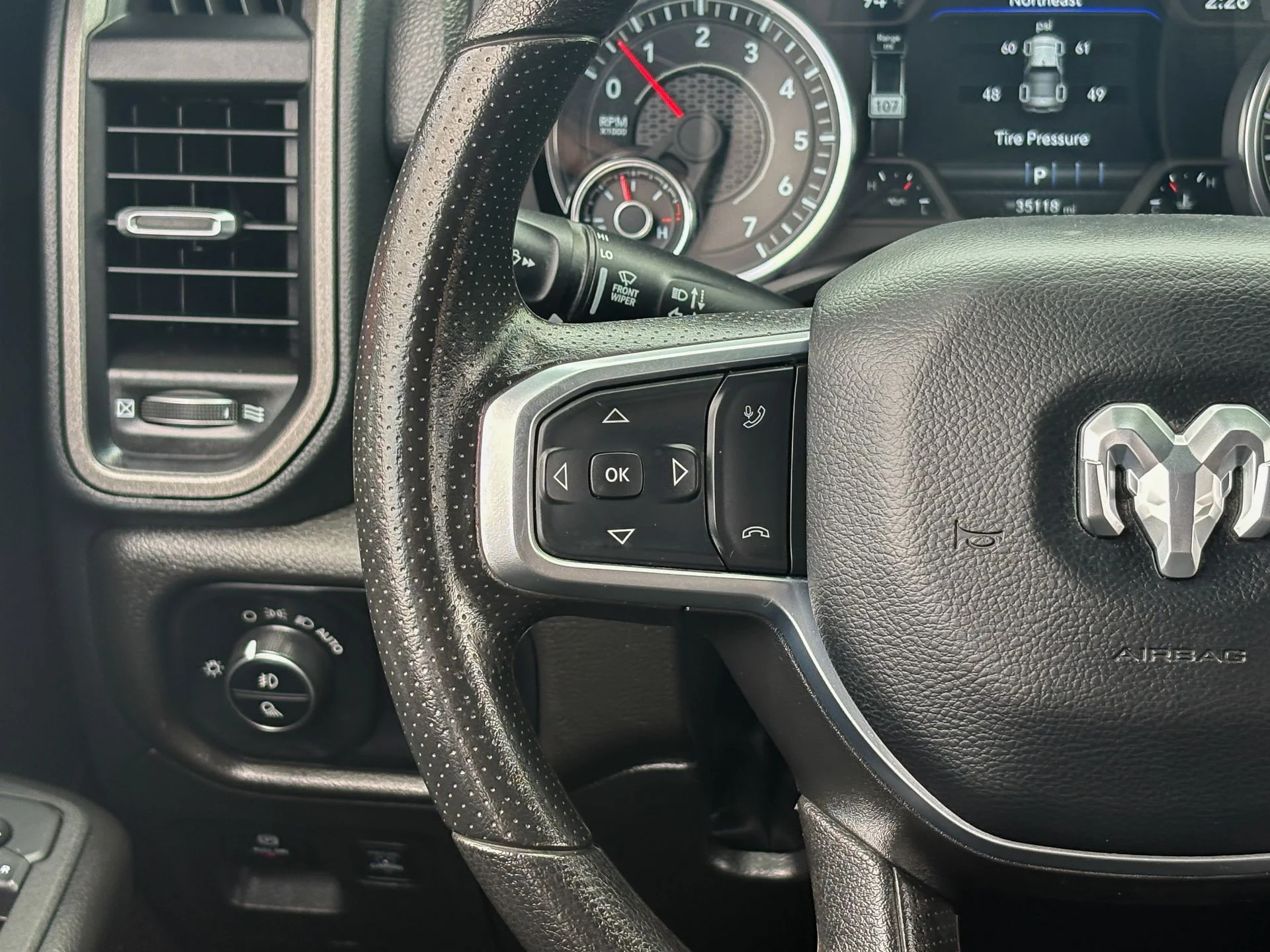 Used 2025 White Ram Warlock image 20