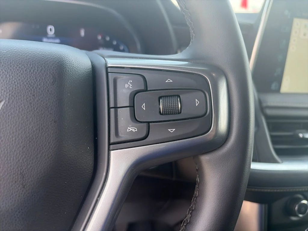 Used 2024 Black Chevrolet Premier image 31