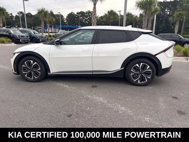 Used 2024 White Kia Light image 7