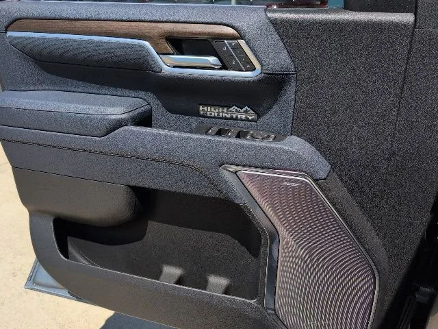 2026 Chevrolet Silverado 1500 High Country - Photo 14