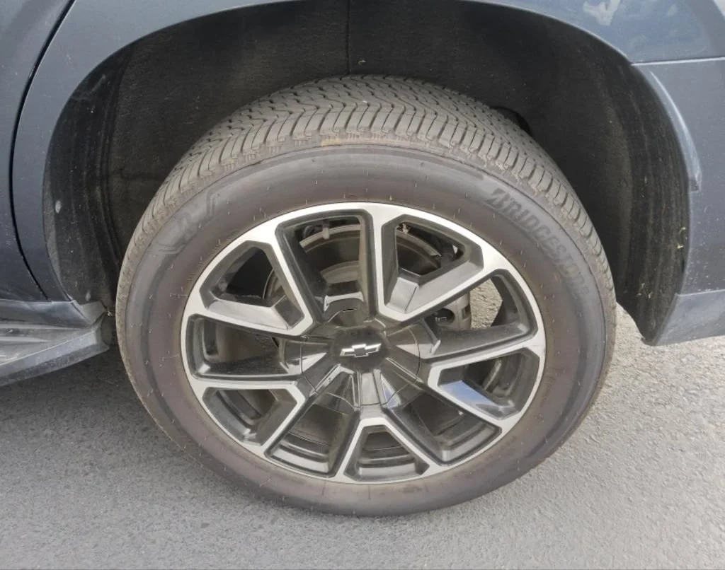 Used 2021 SHADOW GRAY METALLIC Chevrolet RST image 8