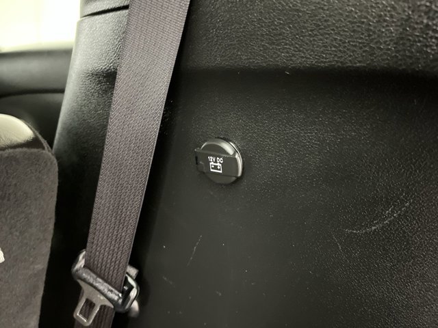 2025 Chrysler Pacifica Select - Photo 29
