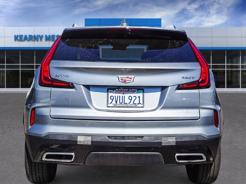 Used 2024 Silver Cadillac Premium Luxury image 5
