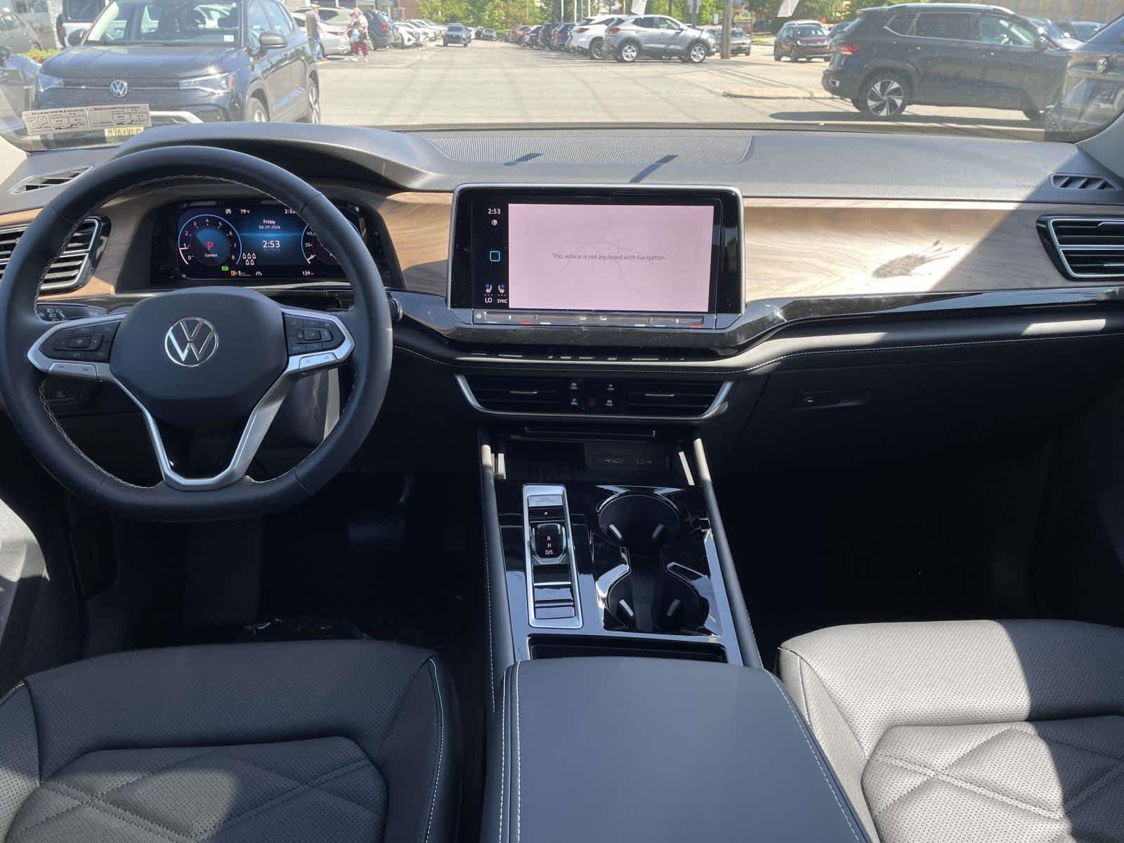 New 2026 Opal White Pearl Volkswagen 2.0T SE w/Technology image 23