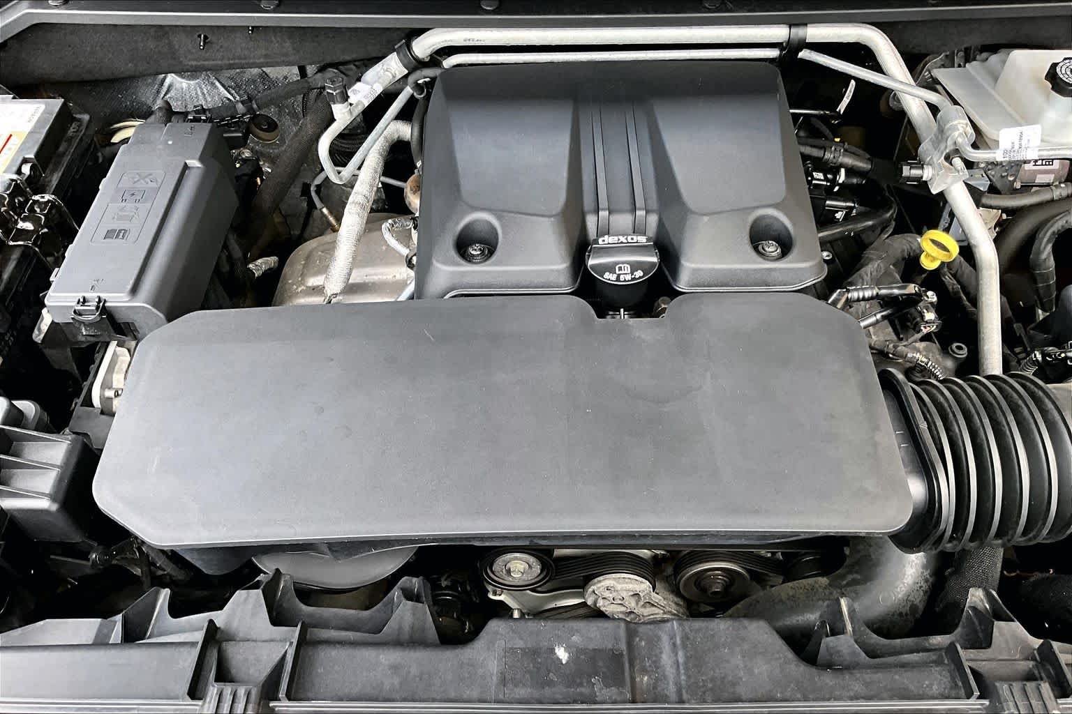 Used 2023 Deep Bronze Metallic GMC 4WD AT4 image 33