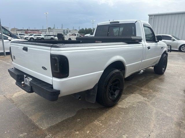 Used 2004 Oxford White Clearcoat Ford XL image 6