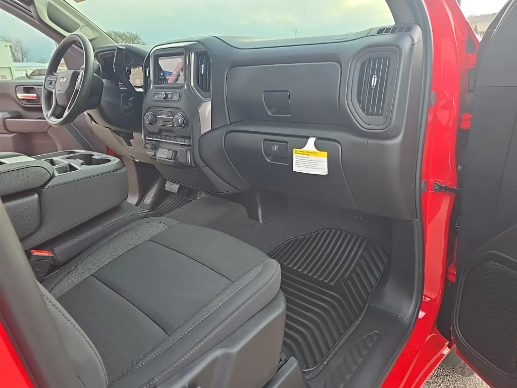 2026 Chevrolet Silverado 2500 HD Custom - Photo 18