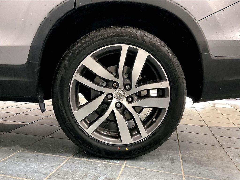 Used 2016 Silver Honda Elite image 7