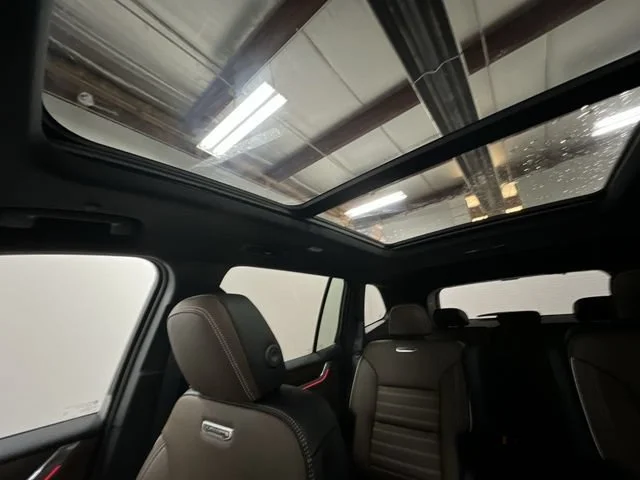 2027 GMC Acadia Denali Ultimate - Photo 20