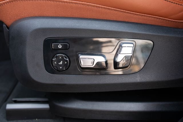 2026 BMW X5 M60i - Photo 23