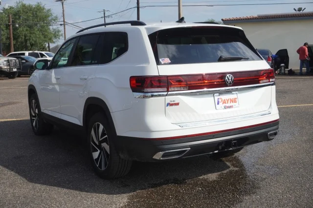 New 2026 Opal White Pearl Volkswagen 2.0T SE w/Technology image 12