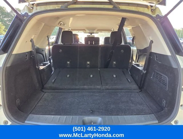 Used 2024 White Nissan SV image 15