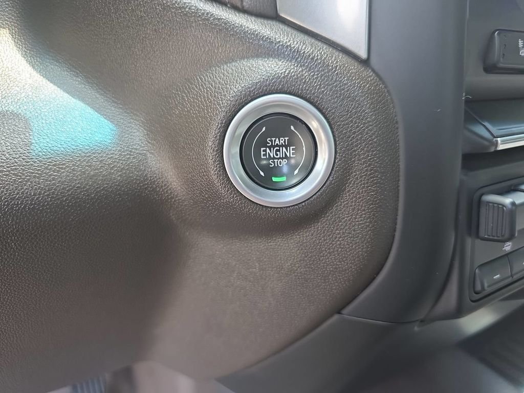 Used 2021 Gray Chevrolet RST image 28
