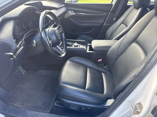 Used 2020 White Mazda Preferred image 9