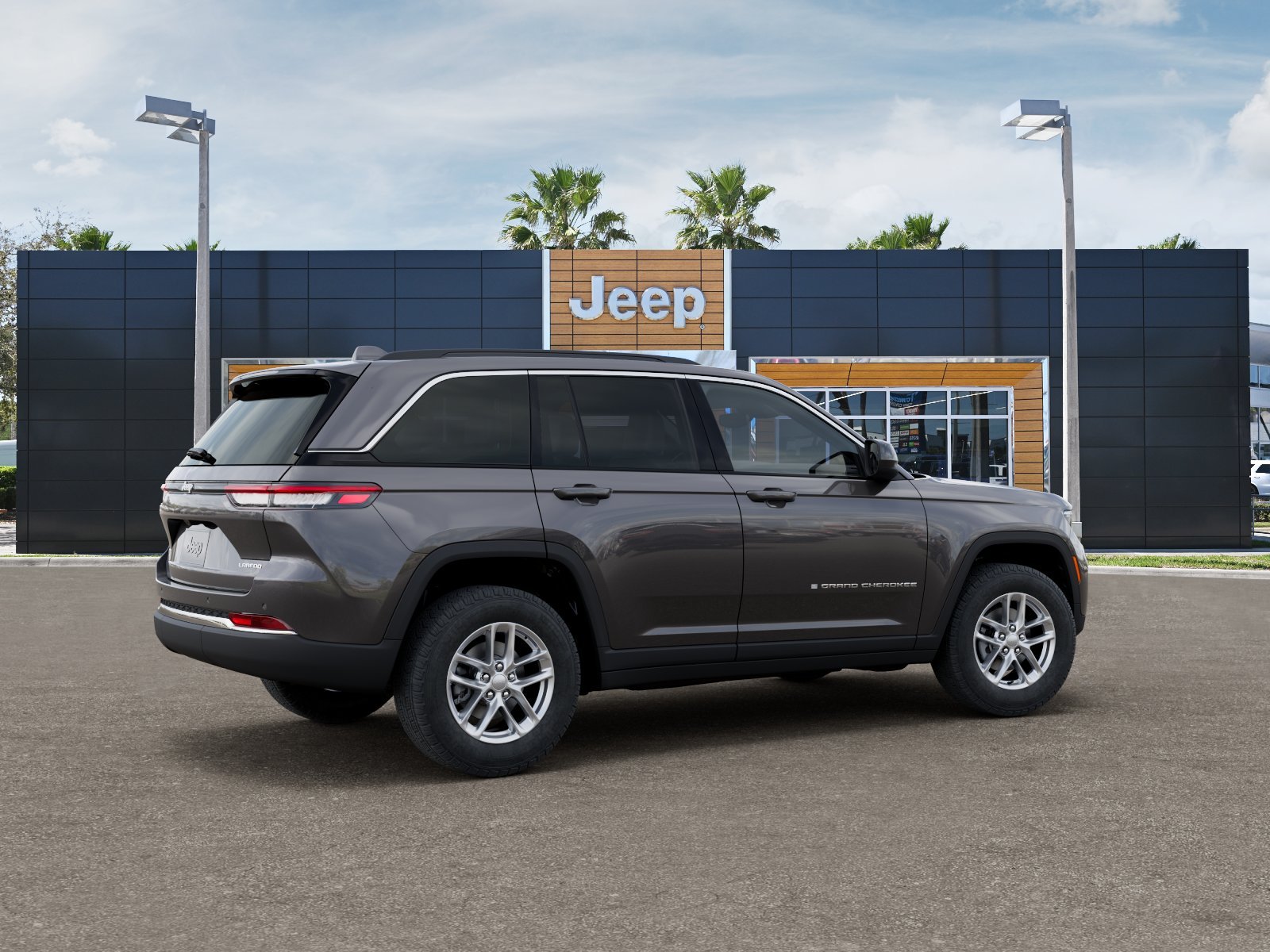 New 2026 Baltic Gray Metallic Clearcoat Jeep Laredo image 30