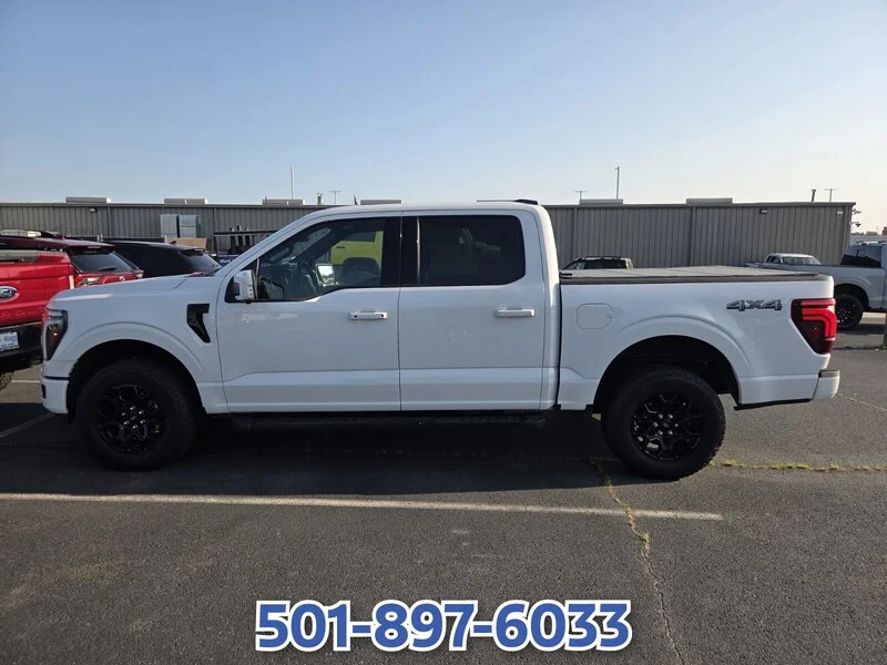 Used 2025 Oxford White FORD LARIAT image 7