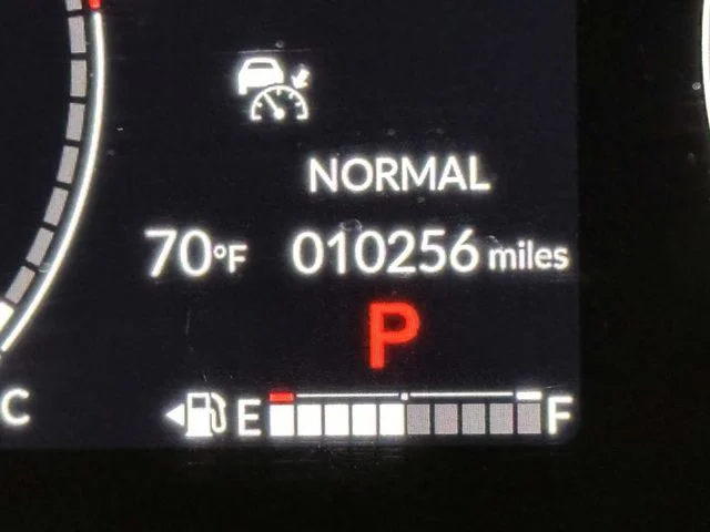 Certified Used 2025 Platinum White Pearl Honda AWD TRAILSPORT image 32