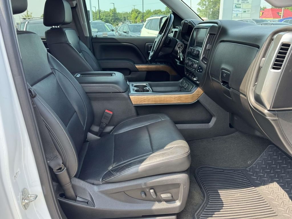 Used 2018 White Chevrolet LTZ image 16