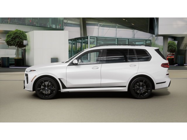 New 2027 White BMW X7 40i image 4