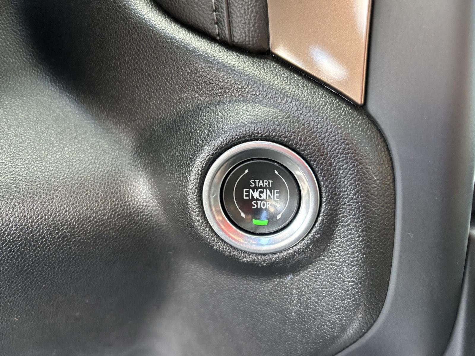 Used 2019 Cajun Red Tintcoat Chevrolet High Country image 32