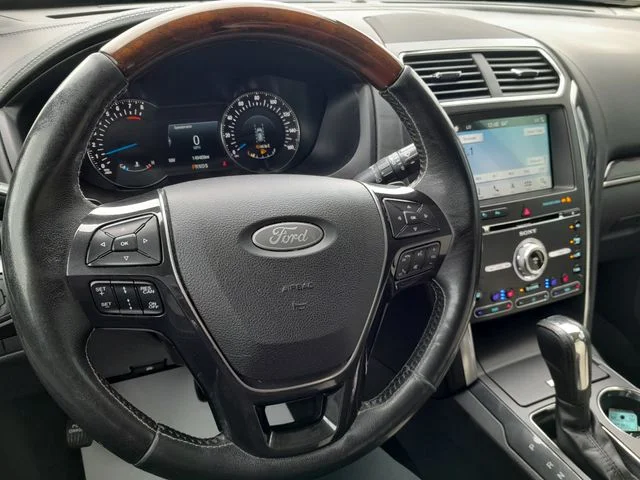 Used 2018 Blue Ford Platinum image 11