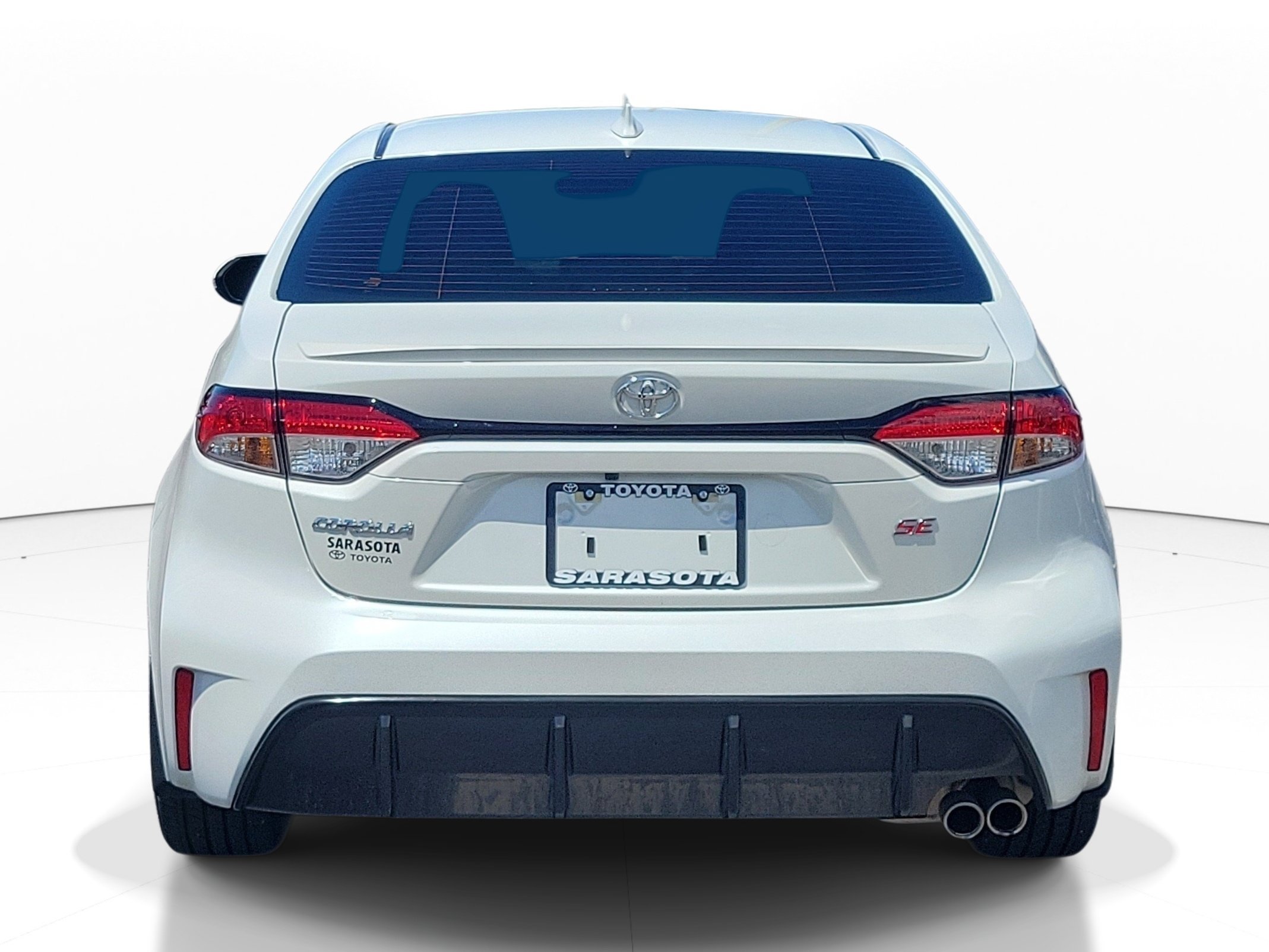 Used 2024 Pearl Toyota SE image 4