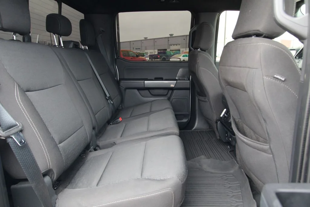 Used 2022 Iconic Silver Metallic Ford XLT image 10