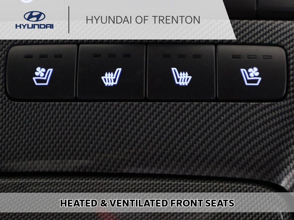 Used 2023 Black Hyundai Limited image 9