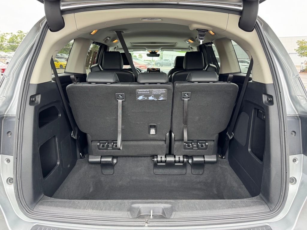 Used 2025 Black Honda EX-L image 38