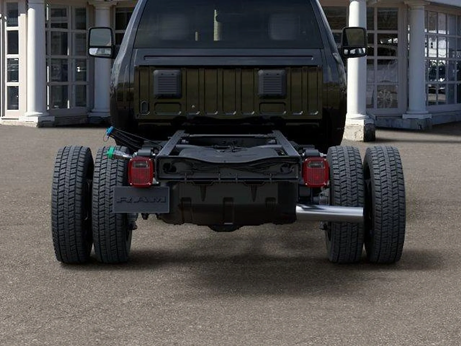 New 2026 Diamond Black Crystal Pearlcoat RAM Tradesman 4x4 Reg Cab 60" CA image 13