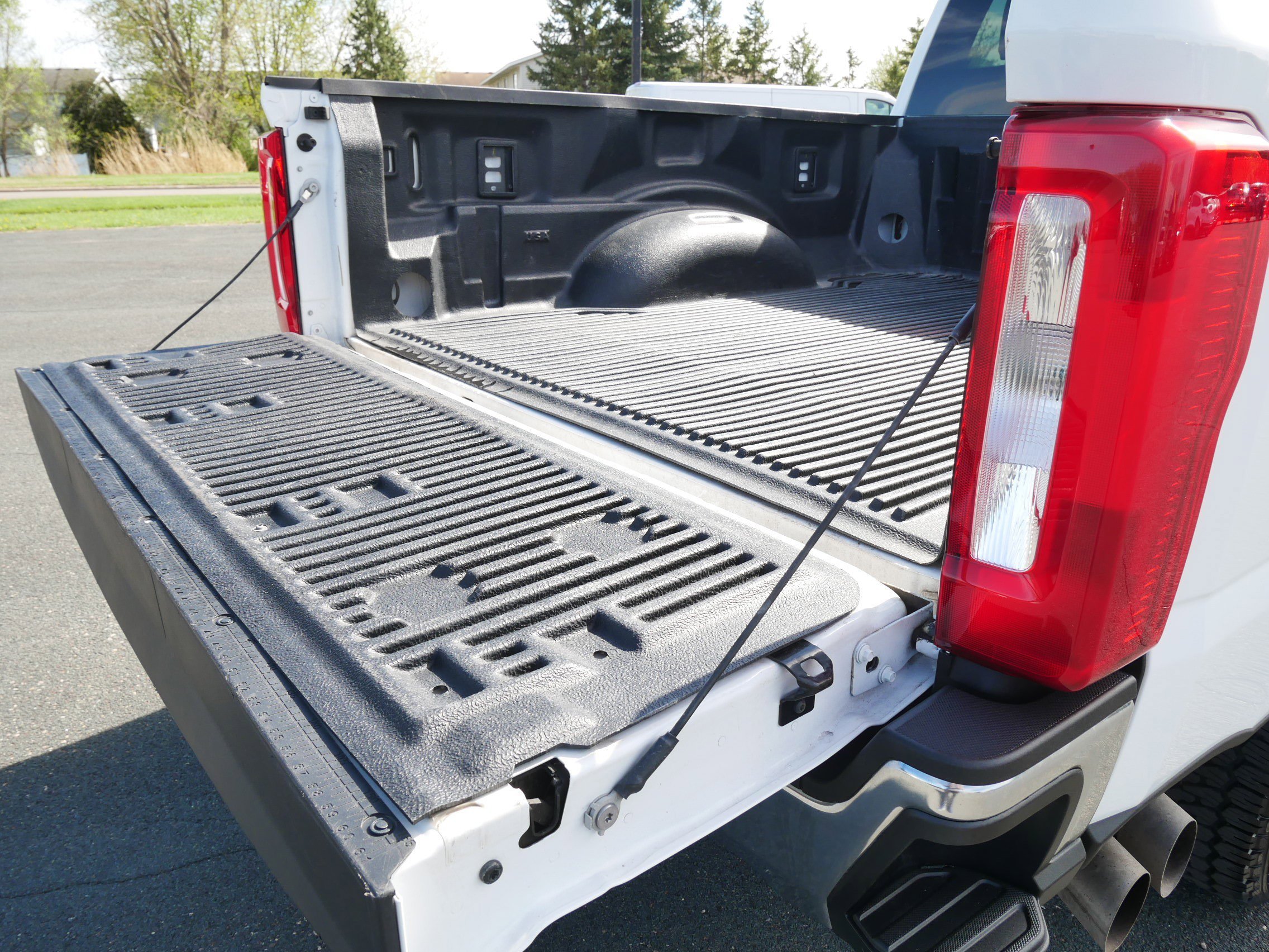 Used 2025 White Ford XLT image 12