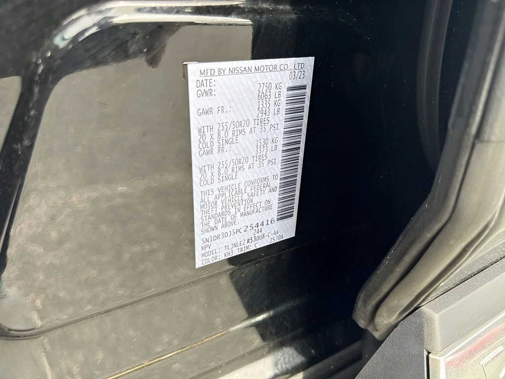 Used 2023 Black Nissan Platinum image 40