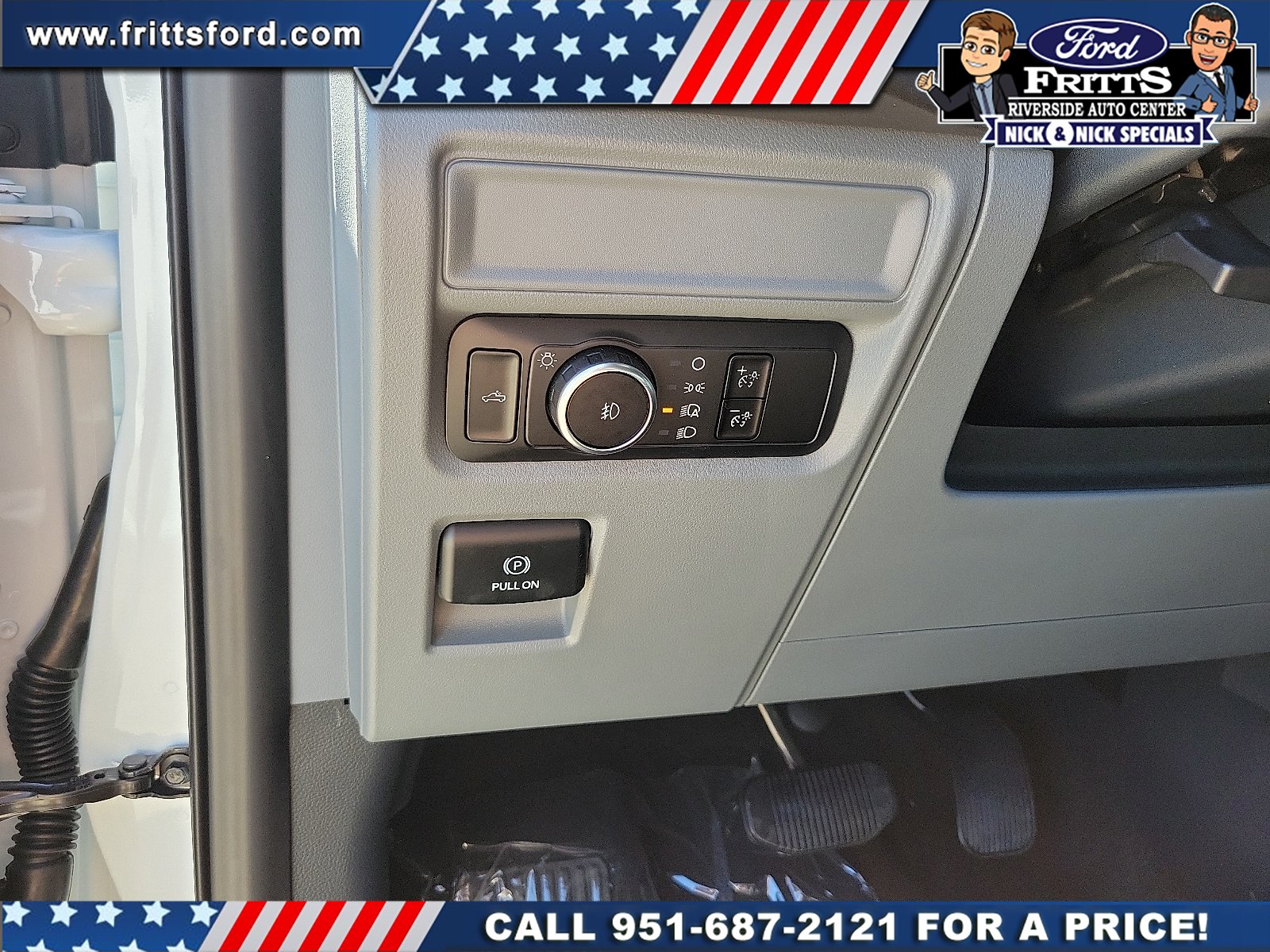 New 2026 Oxford White Ford XLT image 13
